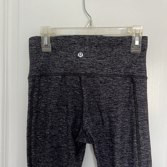 Lululemon grey leggings - Picture 5 of 5